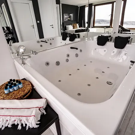 Etiz Bosphorus Hotel *